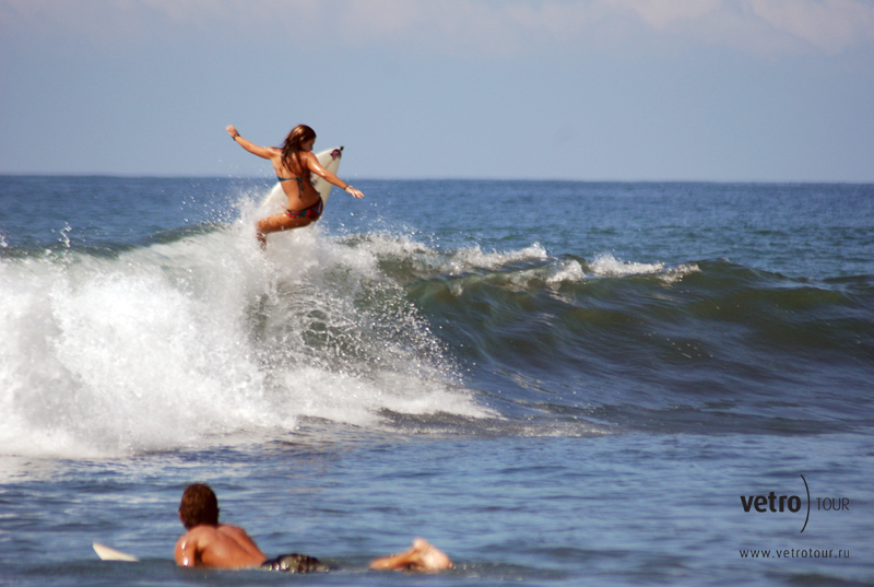    . Playa Hermosa